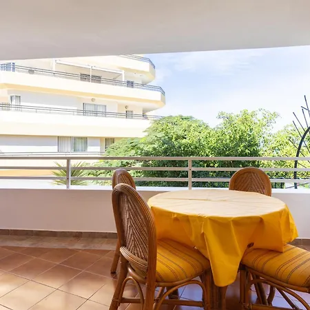 Home2book Serene & Pool, Escape Appartement *