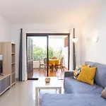 Home2book Serene & Pool, Escape Appartement *